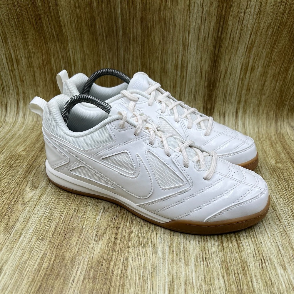 Nike Gato LV8 Indoor Soccer Shoes Kid's 6.5Y White Gum Synthetic Mesh II7084-100